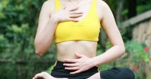 3 kỹ thuật hít thở sâu giúp dịu lo âu, hỗ trợ làm chậm nhịp tim