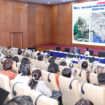 Gần 200 bác sĩ sản phụ khoa, ngoại khoa Việt Nam được huấn luyện phẫu thuật robot