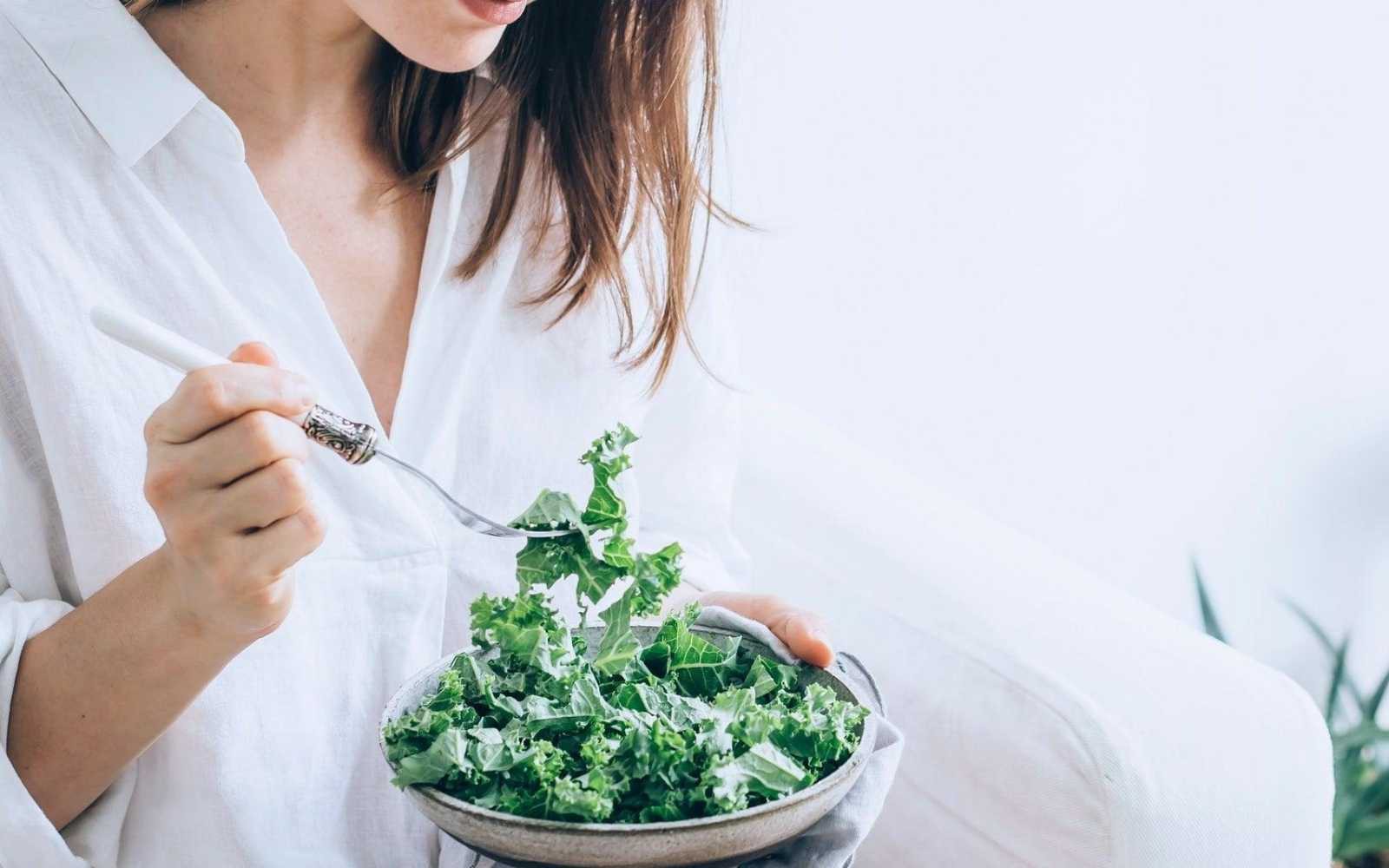 7 loại thực phẩm và đồ uống giàu chất chống oxy hóa hơn trà xanh- Ảnh 2.