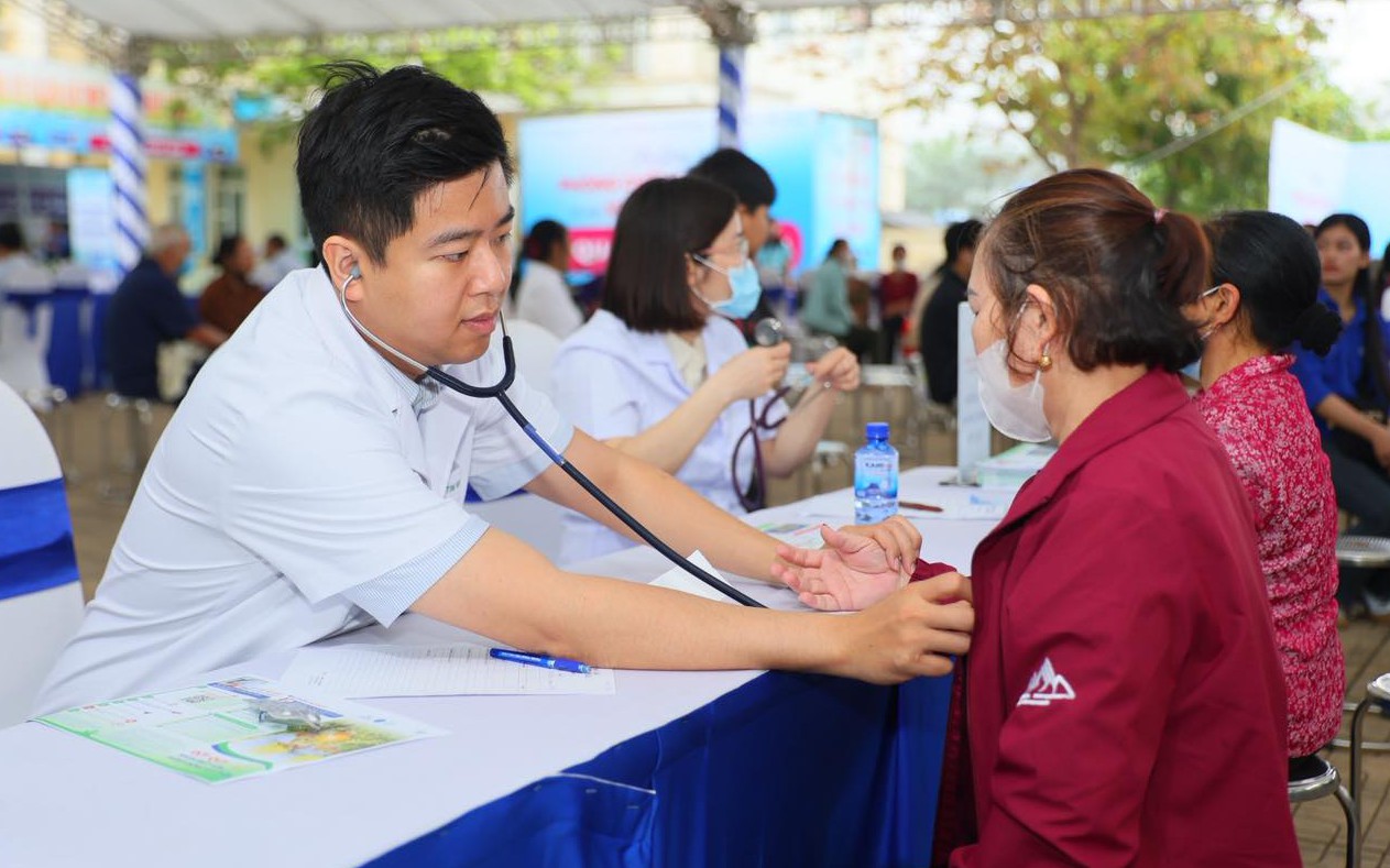 Hơn 10.000 người sẽ được khám sàng lọc miễn phí và tham gia đi bộ trong Ngày Sức khỏe toàn dân 7/4