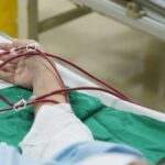 ‘Ngôi nhà’ của những người chạy thận ở phía trong chợ Giời