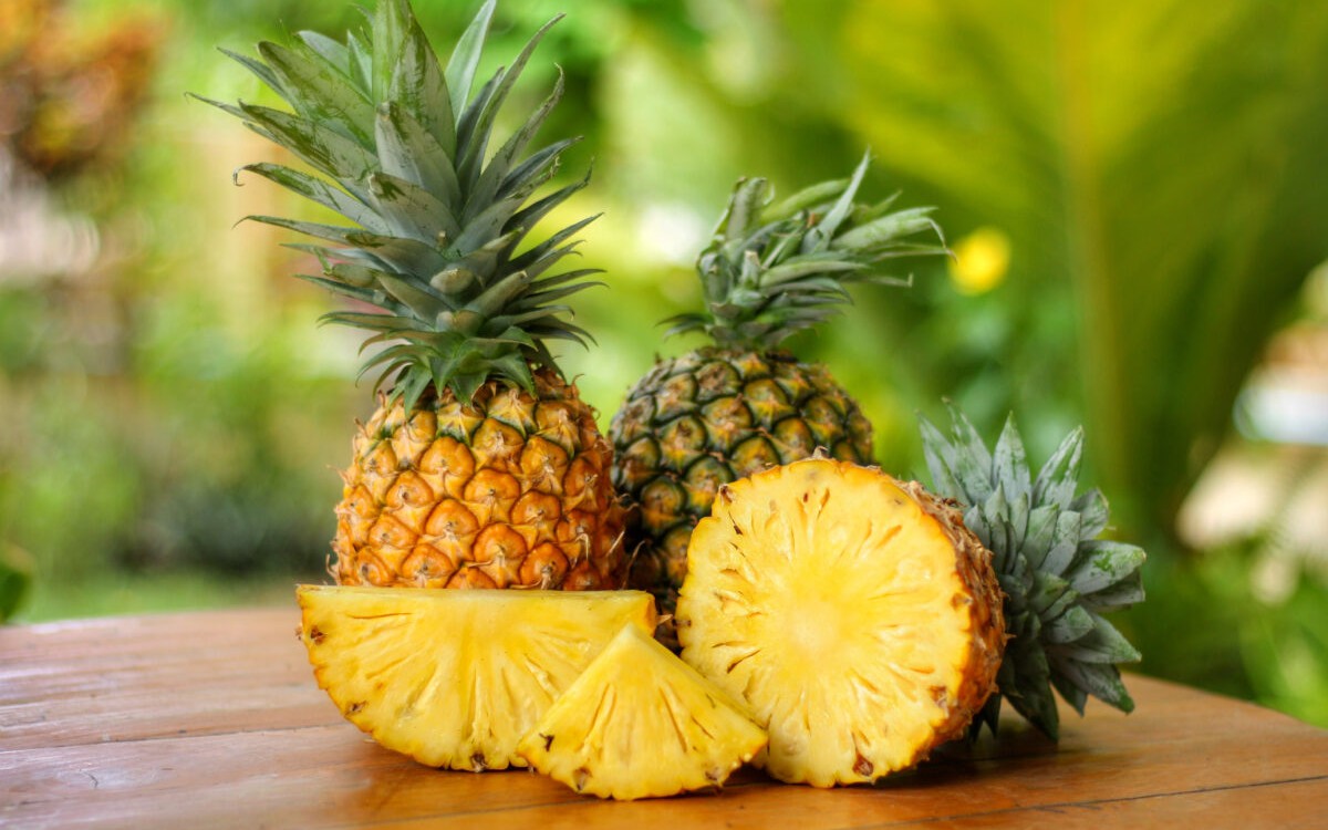 Người bị trào ngược acid có nên ăn dứa không?