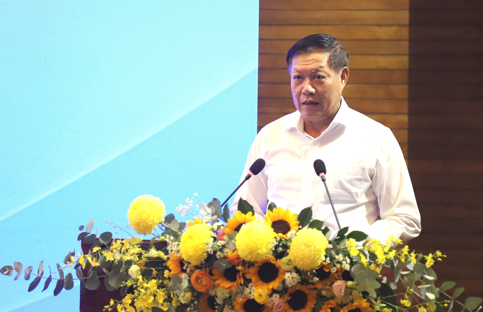 Thứ trưởng Bộ Y tế: Y tế cơ sở và nhân lực là 'chìa khóa' nâng cao chất lượng chăm sóc sức khỏe- Ảnh 1.