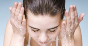 Cách chăm sóc da và phòng ngừa mụn hiệu quả