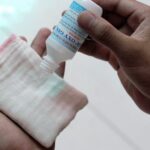 Vì sao không nên dùng oxy già để sát trùng vết thương thông thường?