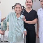 16 ngày, 2 cuộc đại phẫu cứu cụ bà 89 tuổi ở Bệnh viện Việt Đức