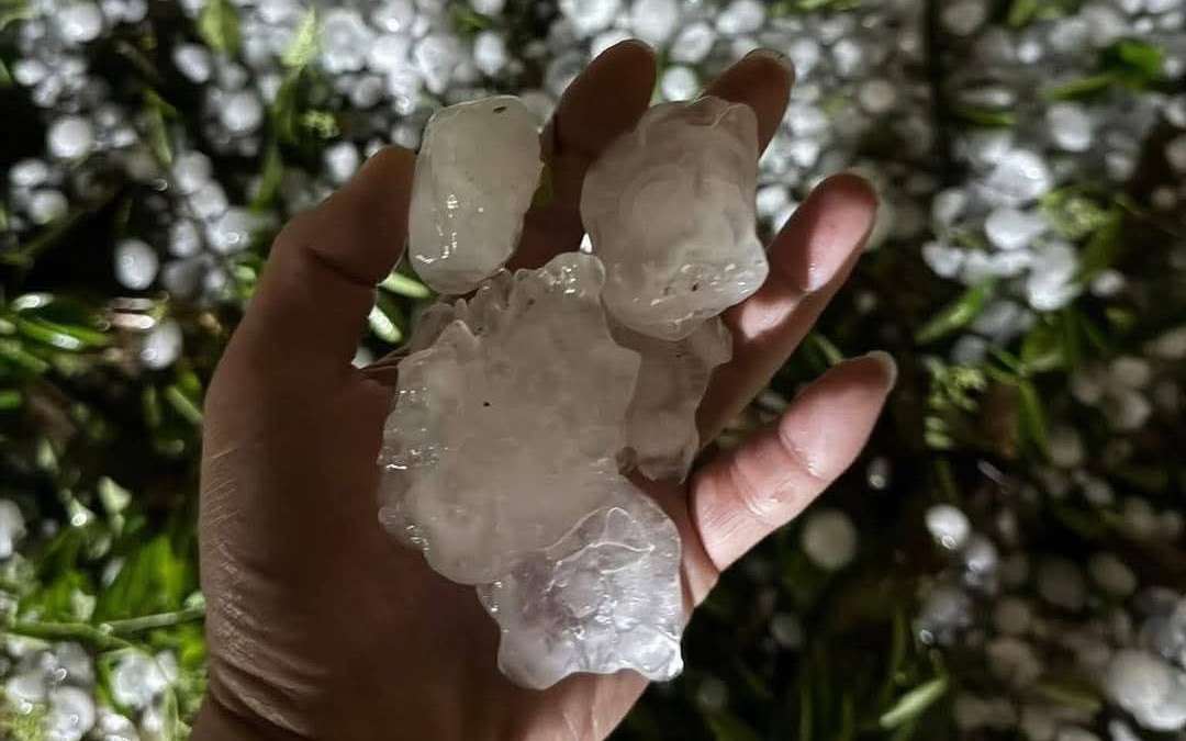 Chuyên gia cảnh báo mưa đá sẽ xuất hiện cùng mưa dông lớn vào đêm nay