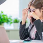 Khô mắt, mỏi mắt và những con số ít được nhắc đến trong kỷ nguyên số