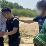 Giả vờ gọi điện, thanh niên cướp iPhone của tài xế Grab rồi bỏ chạy