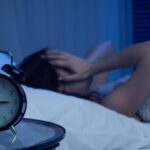 Phụ nữ tiền mãn kinh, mãn kinh nên hạn chế những thực phẩm nào?