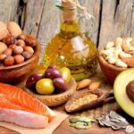 2 nhóm thực phẩm giàu chất béo ‘tốt’ giúp kiểm soát mỡ máu