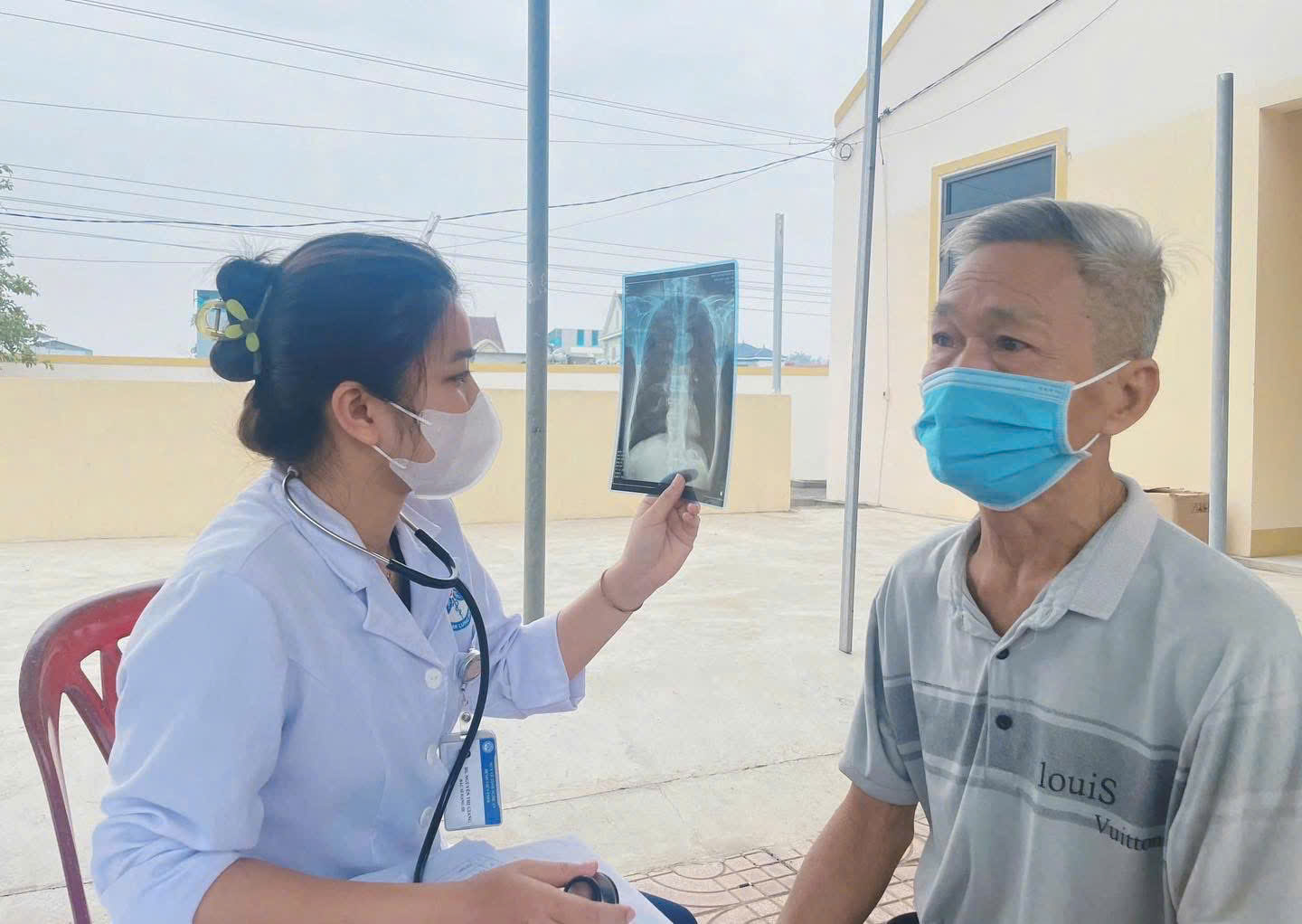 Ngày Sức khỏe toàn dân 7/4: Nghệ An đẩy mạnh chăm sóc người cao tuổi- Ảnh 3.