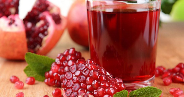 5 nhóm người cần thận trọng khi uống nước ép lựu