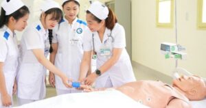 Thí sinh cần chuẩn bị gì khi theo đuổi khối ngành Sức khỏe năm 2026?