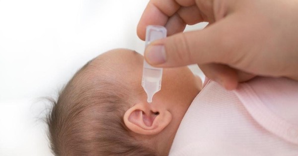 Những lưu ý quan trọng khi dùng thuốc nhỏ mắt, mũi, tai