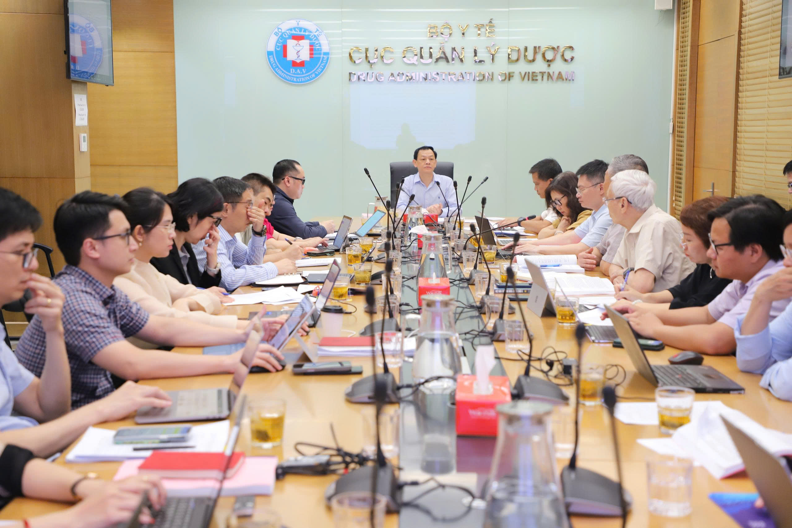 Sửa đổi Thông tư hiện hành theo hướng mở, thúc đẩy ứng dụng công nghệ trong đăng ký, lưu hành thuốc- Ảnh 5. Sửa đổi Thông tư hiện hành theo hướng mở, thúc đẩy ứng dụng công nghệ trong đăng ký, lưu hành thuốc- Ảnh 5.