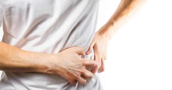 Nhìn dáng đi có thể biết ngay thận yếu từ những dấu hiệu này