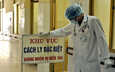 Từ 1/6/2026, các cơ sở y tế cần làm gì khi etomidate, carisoprodol bị siết quản lý?- Ảnh 3. Bộ Y tế tăng cường phát hiện sớm các nguy cơ dịch bệnh tại cộng đồng và cơ sở y tế