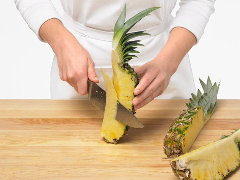 Lý do bạn không nên bỏ phí lõi dứa- Ảnh 1.