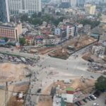 Cận cảnh khu vực cầu vượt Vành đai 1 xung đột với metro số 5 Văn Cao – Hòa Lạc