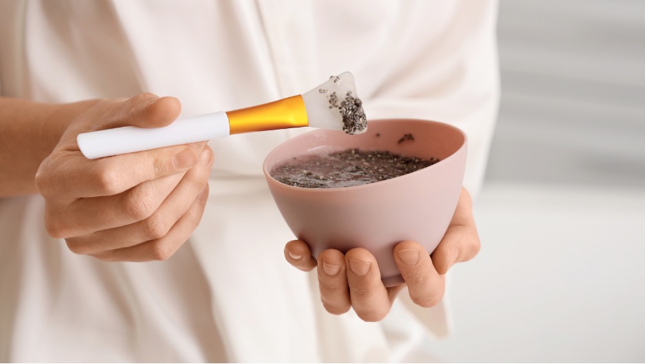 2 công thức mặt nạ từ hạt chia siêu cấp ẩm cho da khoẻ mạnh, căng bóng- Ảnh 3. 2 công thức mặt nạ từ hạt chia siêu cấp ẩm cho da khoẻ mạnh, căng bóng- Ảnh 3.