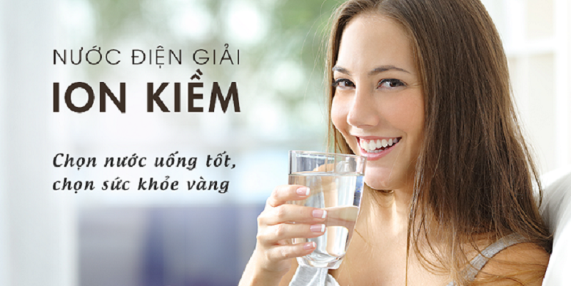 Thực hư tác dụng của nước ion kiềm với sức khỏe: Uống sai cách có thể gây hệ lụy- Ảnh 2.