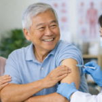 4 lợi ích khi người cao tuổi được tiêm phòng đầy đủ
