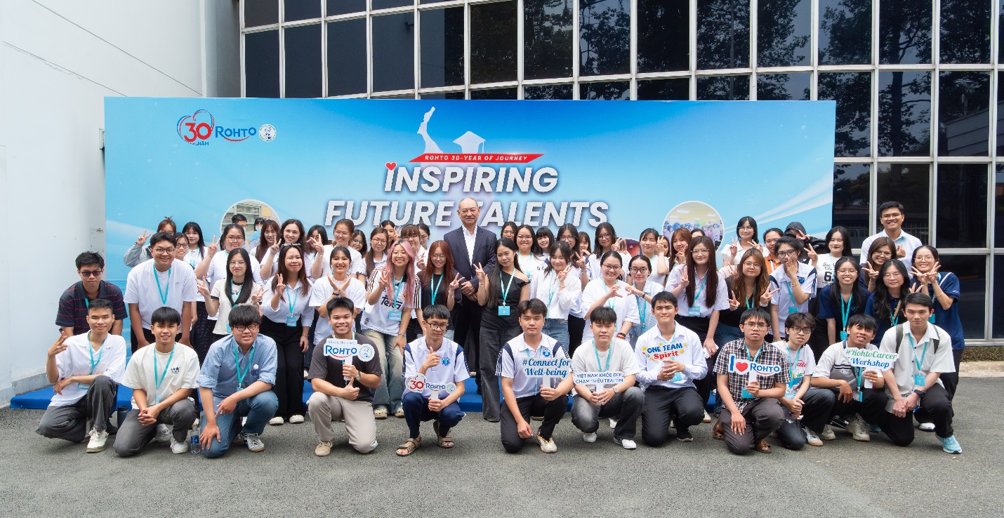 Rohto-Mentholatum Việt Nam 2026: Đồng hành, truyền cảm hứng cho các tài năng trẻ trong hành trình 30 năm rực rỡ- Ảnh 2. Rohto-Mentholatum Việt Nam 2026: Đồng hành, truyền cảm hứng cho các tài năng trẻ trong hành trình 30 năm rực rỡ- Ảnh 2.