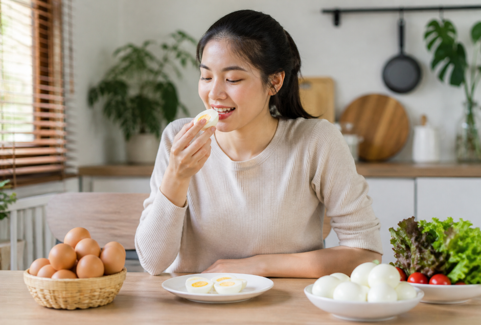 Lưu ý cho những người hay ăn trứng luộc hàng ngày mang lại lợi ích tối ưu cho sức khỏe- Ảnh 1. Lưu ý cho những người hay ăn trứng luộc hàng ngày mang lại lợi ích tối ưu cho sức khỏe- Ảnh 1.