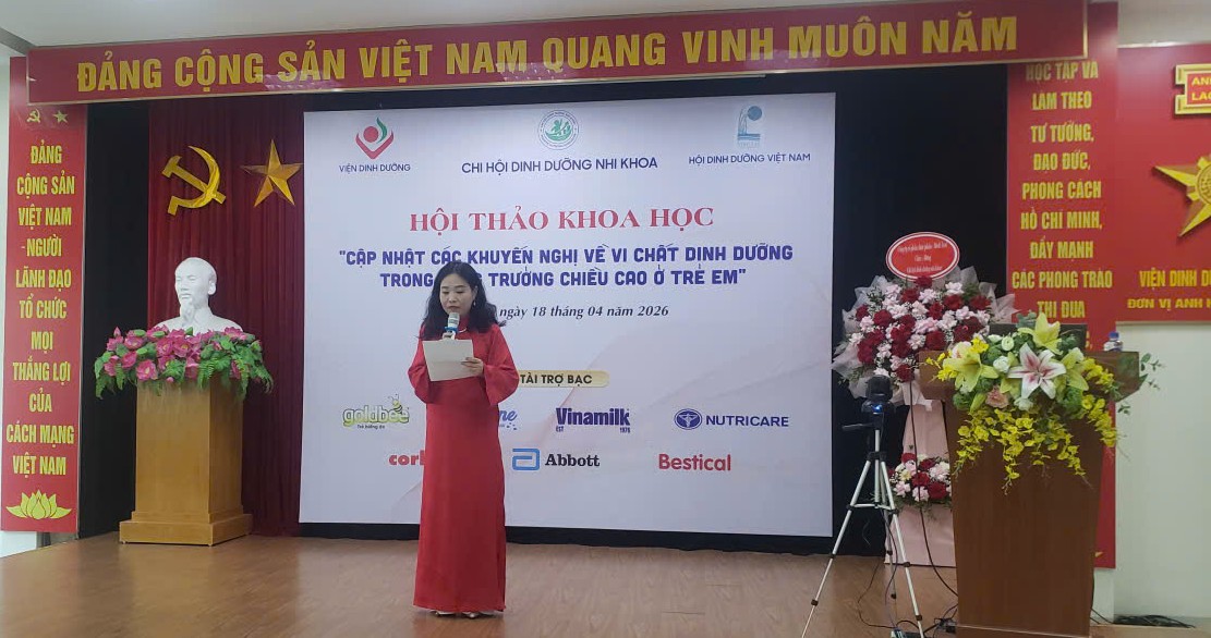 Muốn tăng chiều cao cho trẻ: Không chỉ canxi, cần đủ 'bộ vi chất vàng'- Ảnh 1. Muốn tăng chiều cao cho trẻ: Không chỉ canxi, cần đủ 'bộ vi chất vàng'- Ảnh 1.
