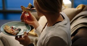 9 thói quen thường ngày gây suy yếu hệ miễn dịch