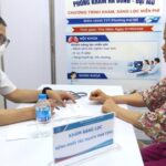 Tổ chức khám sức khỏe định kỳ, khám sàng lọc miễn phí cho người dân