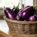 Điều gì xảy ra với cơ thể khi ăn cà tím?
