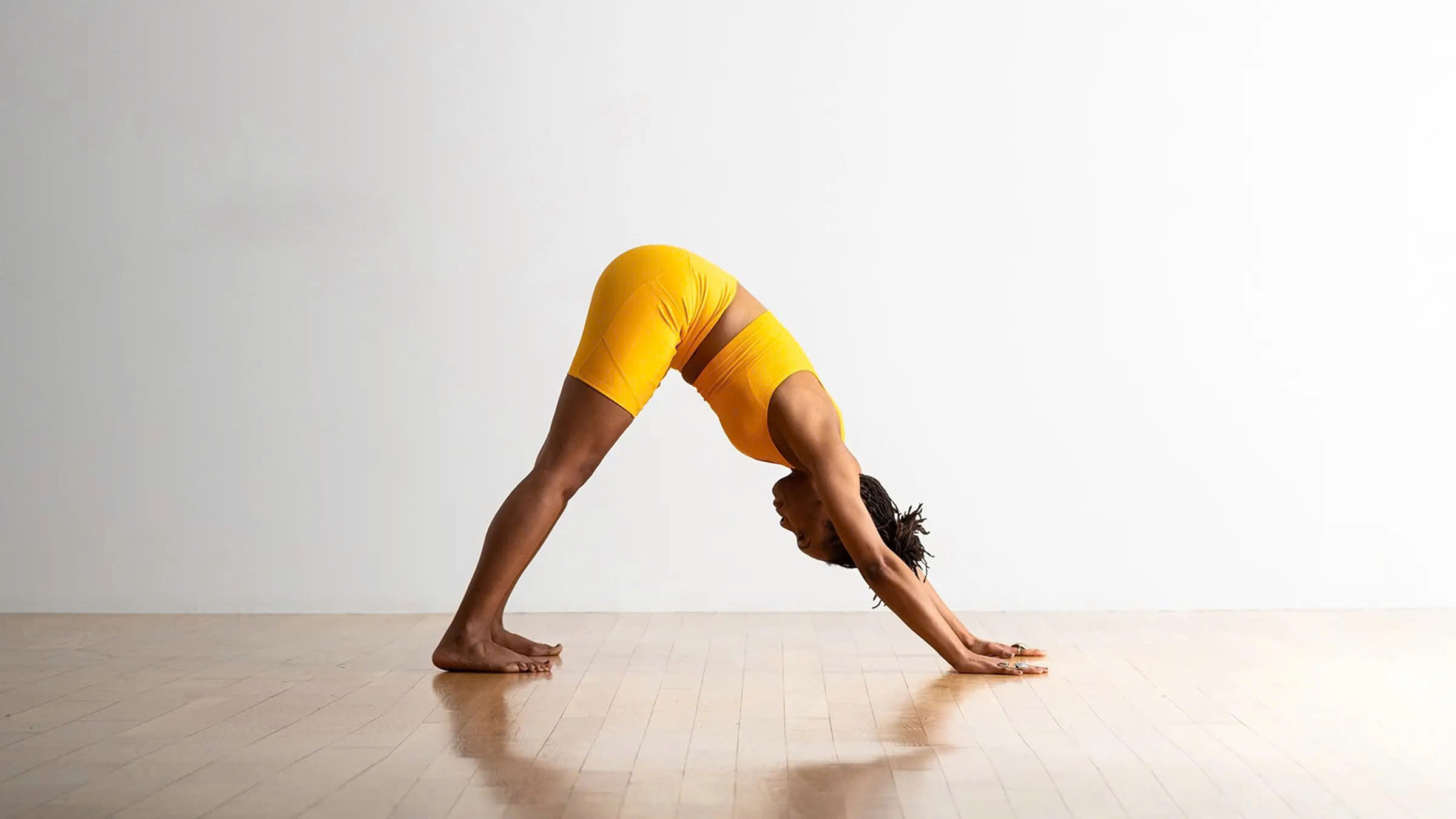 Bài tập yoga 10 phút cho người 'không có thời gian'- Ảnh 2. Bài tập yoga 10 phút cho người 'không có thời gian'- Ảnh 2.