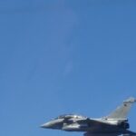 Tiêm kích Rafale Pháp chặn Su-24 Nga trên biển Baltic