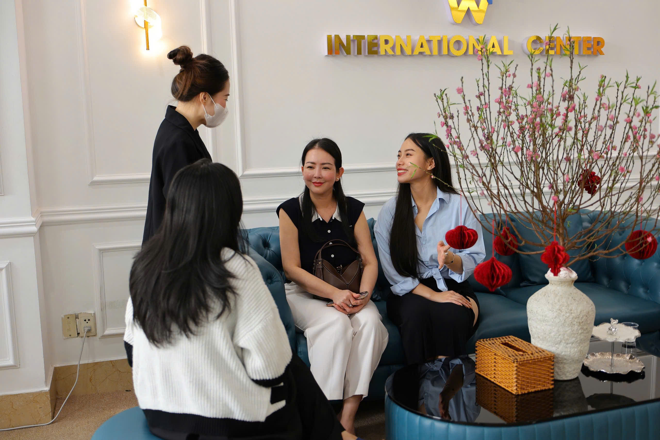 Khi làm đẹp không còn là 'đánh đổi', hành trình xây dựng niềm tin của Phòng khám da liễu W+ của Wang Luxury- Ảnh 1.