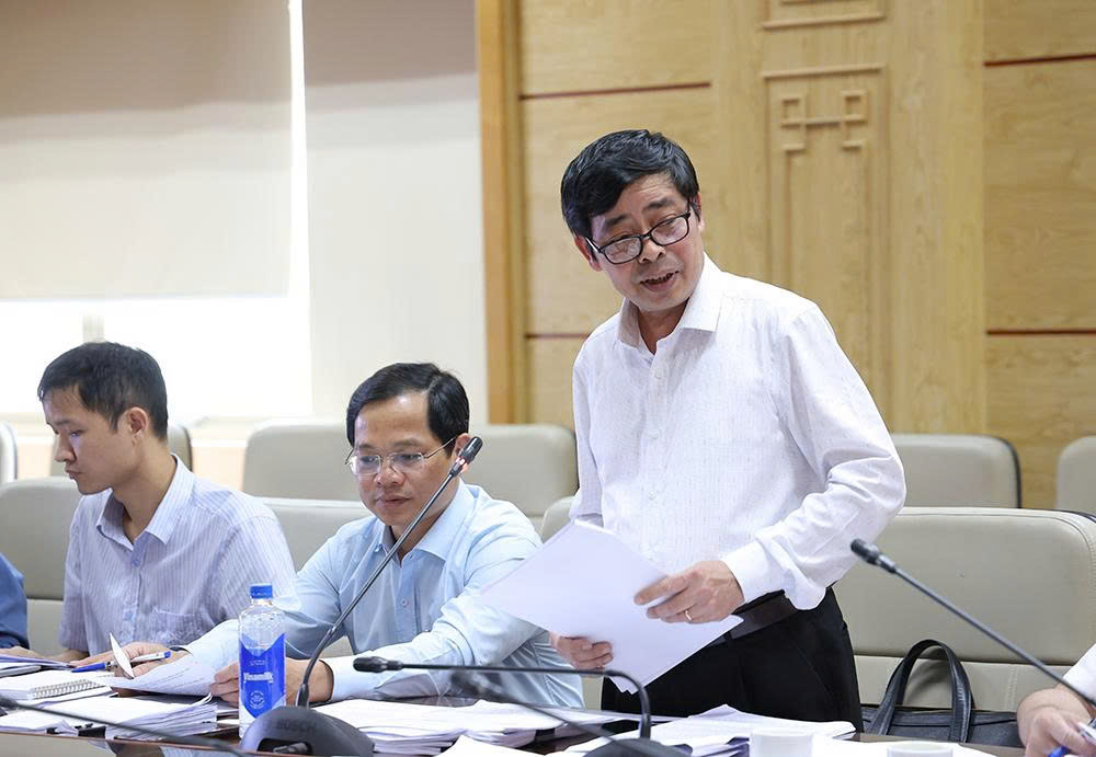 Bộ Y tế thúc đẩy hoàn thiện quy định mới về tiêm chủng, dự kiến phân cấp mạnh cho địa phương - Ảnh 3. Bộ Y tế thúc đẩy hoàn thiện quy định mới về tiêm chủng, dự kiến phân cấp mạnh cho địa phương - Ảnh 3.