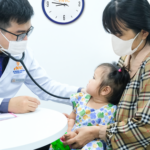 Bộ Y tế: Khám sức khỏe định kỳ ít nhất 1 năm/lần cho trẻ dưới 6 tuổi, có tầm soát tự kỷ