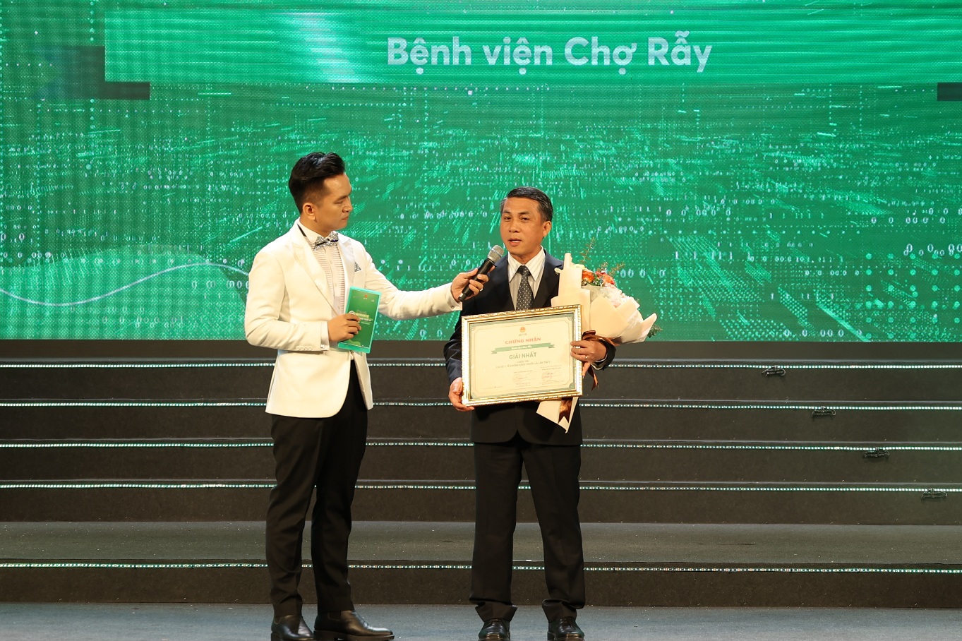 BSCKII Phạm Thanh Việt giữ chức Giám đốc Bệnh viện Chợ Rẫy- Ảnh 2. BSCKII Phạm Thanh Việt giữ chức Giám đốc Bệnh viện Chợ Rẫy- Ảnh 2.