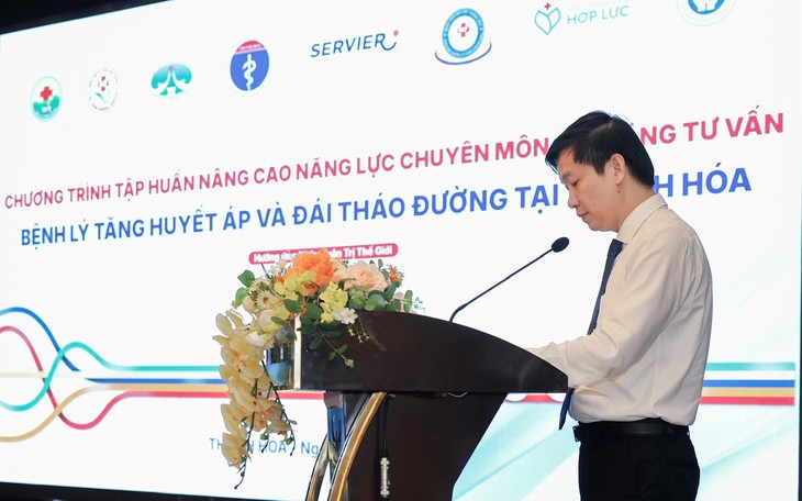 Liên thông lên đại học có phải đổi chứng chỉ hành nghề điều dưỡng?- Ảnh 2.