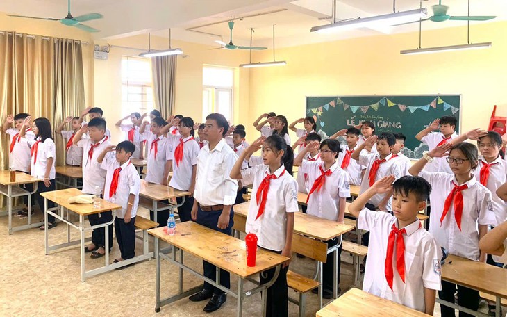 Sở GD&ĐT Hà Nội yêu cầu rà soát, chi trả quyền lợi cho giáo viên dạy trẻ khuyết tật- Ảnh 1.