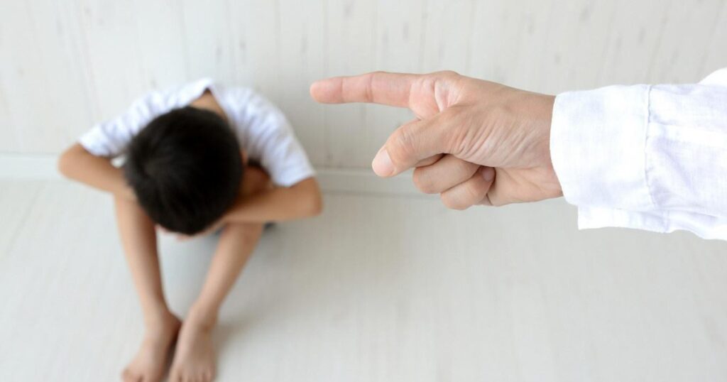 Bộ Y tế đề nghị tăng cường phòng, chống bạo lực, xâm hại trẻ em