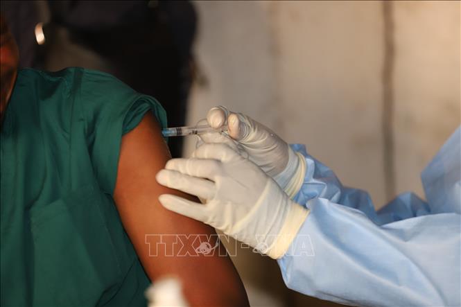 WHO: Nguy cơ bùng phát dịch Ebola trên toàn cầu ở mức thấp- Ảnh 1.