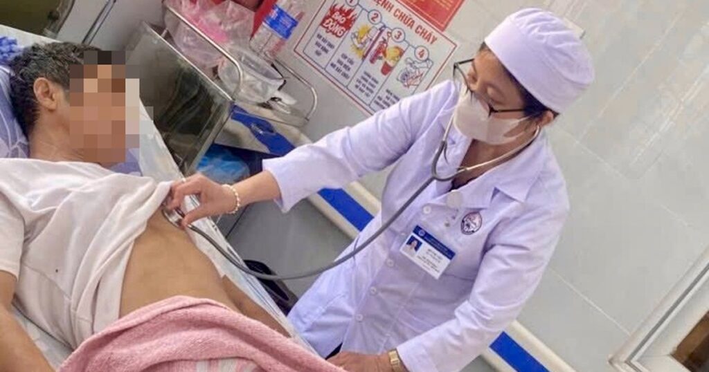 Nhiều người nhập viện sau khi ăn ve sầu, bác sĩ cảnh báo nguy cơ