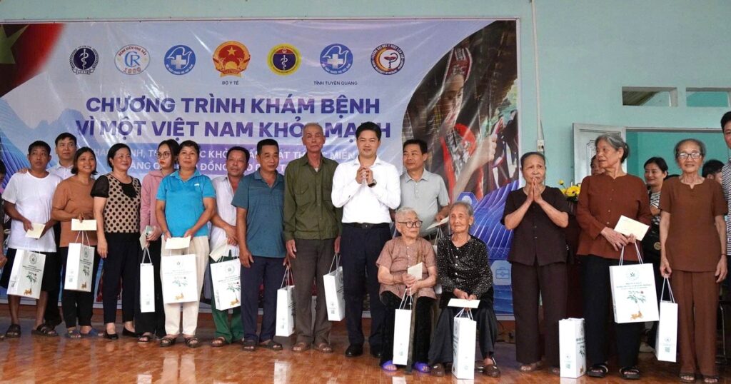 Thứ trưởng Thường trực Vũ Mạnh Hà: Mỗi hoạt động thiện nguyện đúng nhu cầu sẽ góp phần bồi đắp niềm tin với ngành y tế