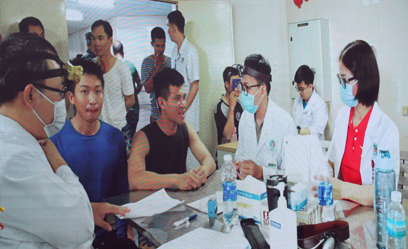 img3616-17769098953631808569258 Trường Sa trong trái tim thầy thuốc: Giữ bình yên từ những điều giản dị- Ảnh 2.