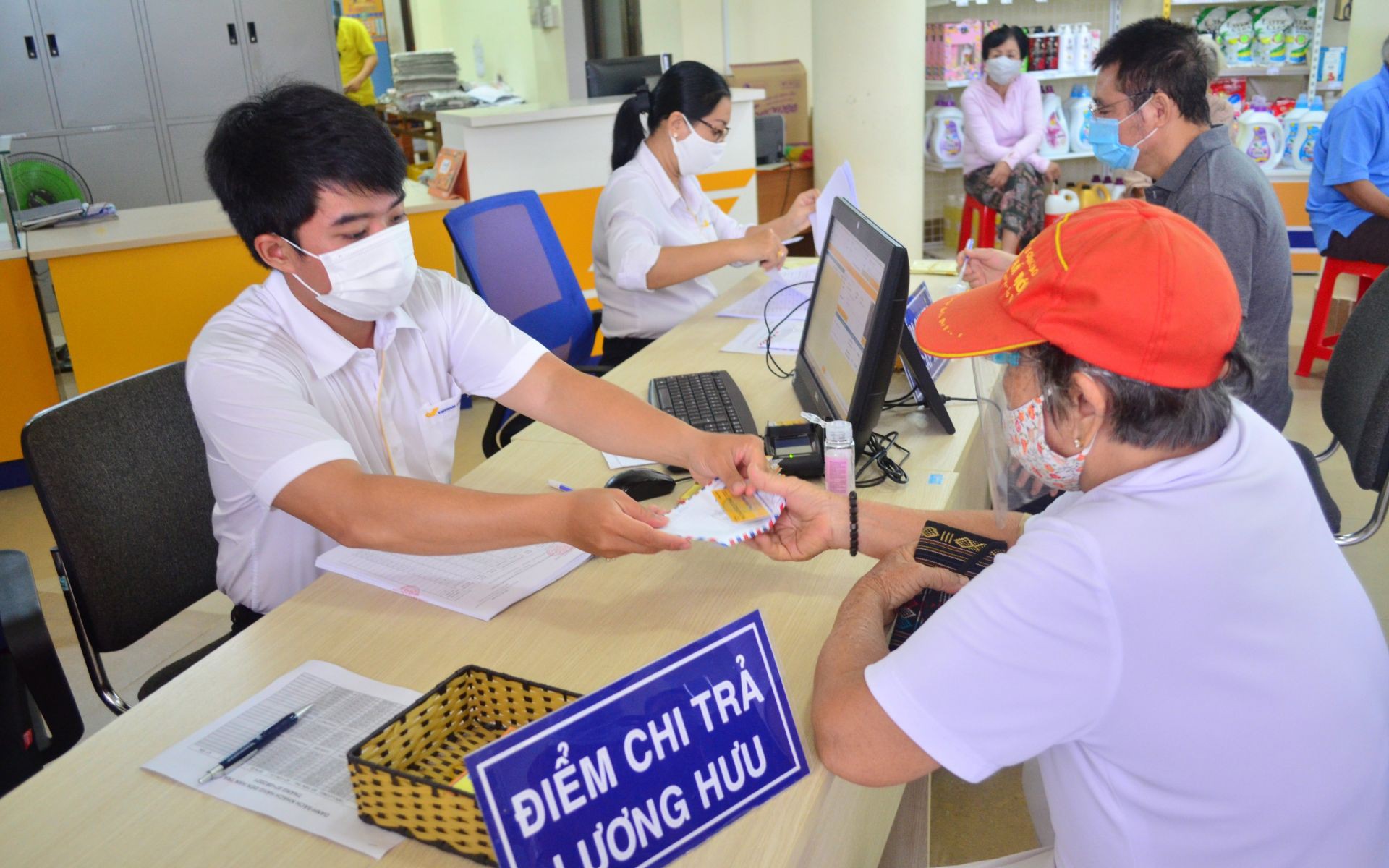 Đề xuất thêm nhóm thụ hưởng mới vào lộ trình tăng lương hưu