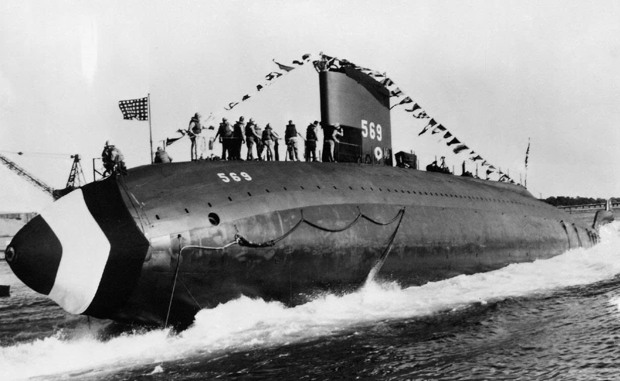 tau-ngam-lop-skipjack-1777950351910893348299 Vì sao Nga 'nhẹ gánh' khi Mỹ loại bỏ tàu ngầm lớp Skipjack thời Chiến tranh Lạnh?- Ảnh 1.