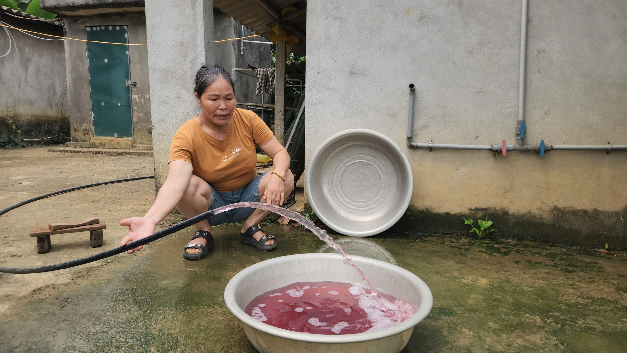 Kết quả xét nghiệm nước sinh hoạt đổi màu tím, hôi tanh bất thường tại Thanh Hóa- Ảnh 1.