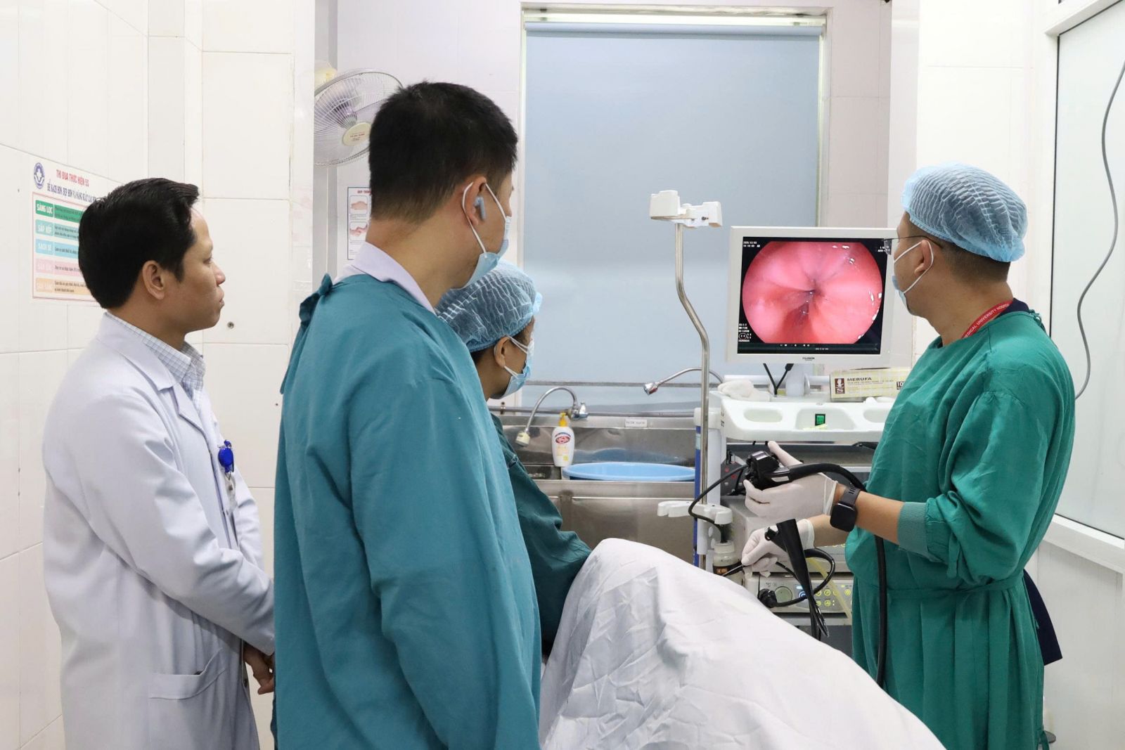 1-1779360313846783574046 Hà Tĩnh nâng tầm chất lượng khám, chữa bệnh từ cơ sở: Người dân được hưởng lợi thiết thực- Ảnh 1.